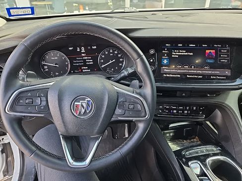 Used 2021 Buick Envision Essence w/ Sport Touring Package FWD image 11