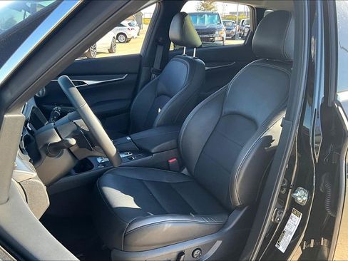 Certified 2025 INFINITI QX50 Luxe image 33