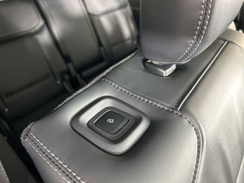 New 2026 Ford Expedition Max Platinum w/ Driver's Package image 34