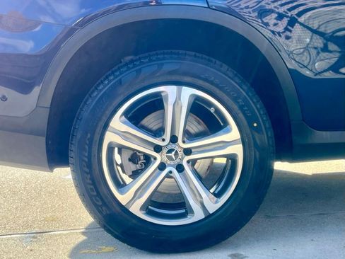 Certified 2022 Mercedes-Benz GLC 300 4MATIC image 9