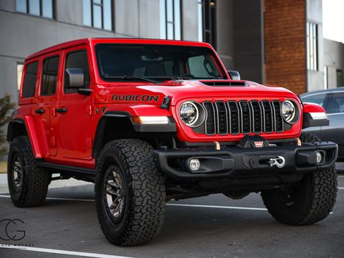 Used 2025 Jeep Wrangler Unlimited Rubicon 392 image 23