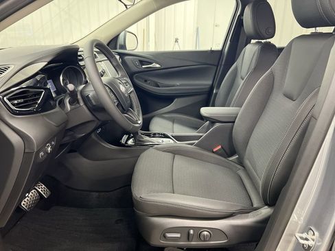 Used 2023 Buick Encore GX Select w/ Sport Touring Package image 18