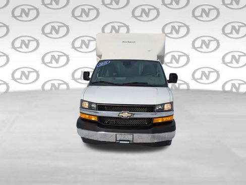 Used 2021 Chevrolet Express 3500 w/ Power Convenience Package RWD image 14