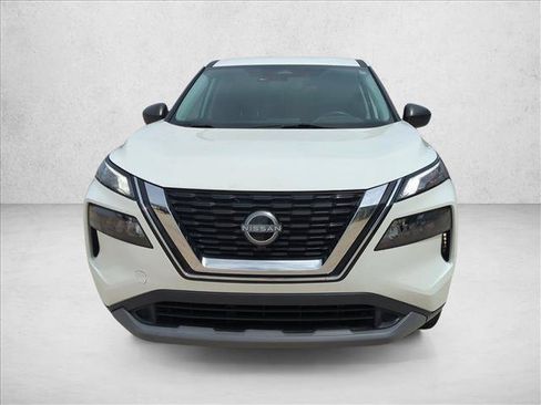 Used 2023 Nissan Rogue S FWD image 2