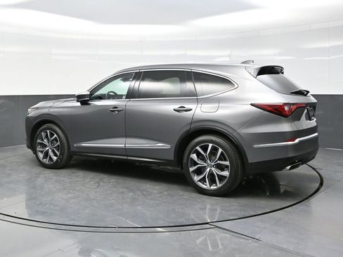 Used 2023 Acura MDX SH-AWD w/ Technology Package image 4