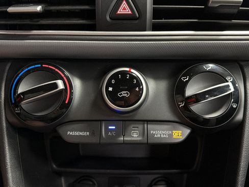 Used 2019 Hyundai Kona SE AWD/4WD image 31