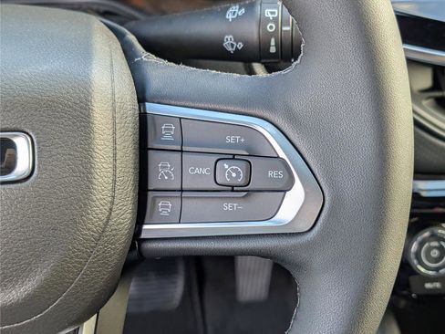 New 2026 Jeep Compass Limited w/ Sun, Sound & Navigation Group image 19