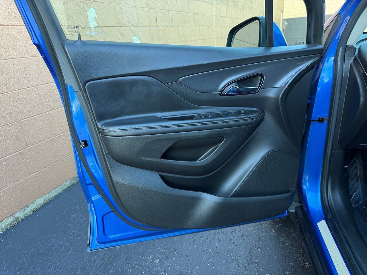 Used 2018 Buick Encore Preferred FWD image 18
