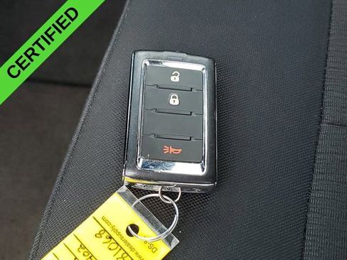 Used 2023 Jeep Grand Cherokee Laredo AWD/4WD image 39