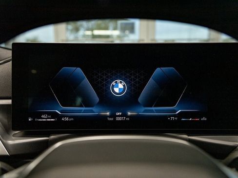 New 2025 BMW 330i xDrive Sedan w/ Convenience Package image 27