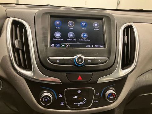 Used 2020 Chevrolet Equinox LS image 27