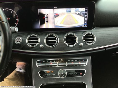 Used 2020 Mercedes-Benz E 450 4MATIC Sedan image 9