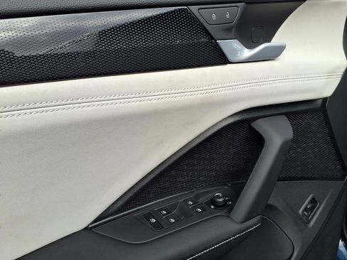 New 2026 Volkswagen Tiguan SE image 15