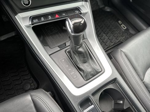 Used 2021 Audi Q3 2.0T Premium Plus w/ Premium Plus Package image 24