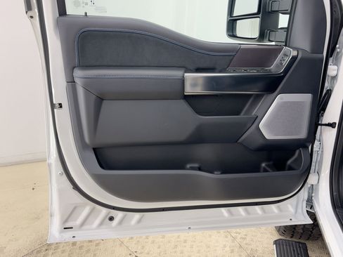 New 2026 Ford F250 Platinum image 20