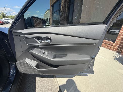 Used 2025 Honda Accord SE image 22