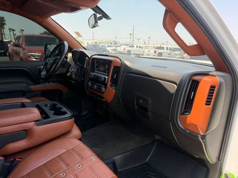 Used 2015 GMC Sierra 1500 SLE w/ SLE Value Package RWD image 30