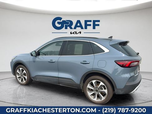 Used 2023 Ford Escape Platinum AWD/4WD image 5