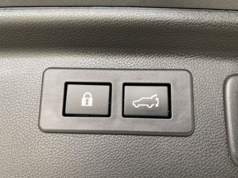 Certified 2023 Subaru Forester Limited image 8