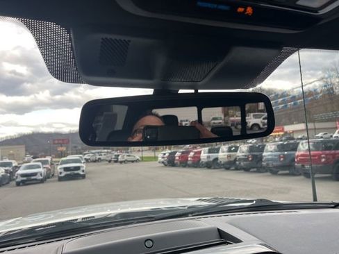 Used 2023 Ford F150 Lariat w/ Equipment Group 502A High image 44