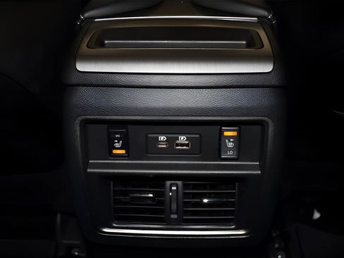 Used 2024 Nissan Murano SL image 28