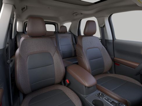 Used 2026 Ford Bronco Sport Outer Banks w/ Sasquatch Outer Banks Package AWD/4WD image 11