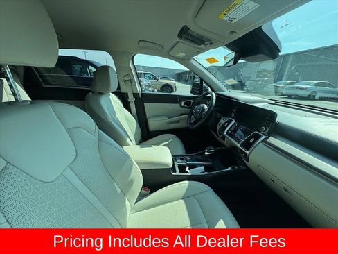 Certified 2023 Kia Sorento EX FWD image 3