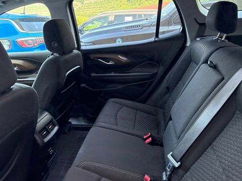 Used 2021 GMC Terrain SLE w/ Driver Convenience Package AWD/4WD image 16