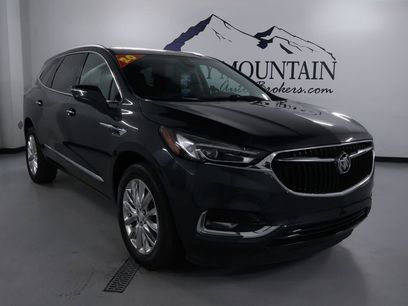 Used 2020 Buick Enclave Premium w/ Sun and Sites Package