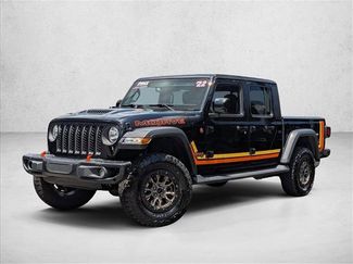 Used 2022 Jeep Gladiator Mojave w/ Trailer Tow Package AWD/4WD video 2