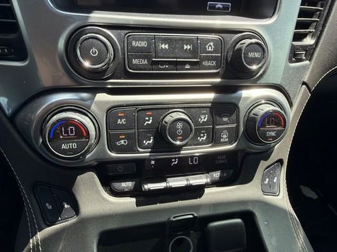 Used 2020 Chevrolet Tahoe LT AWD/4WD image 25