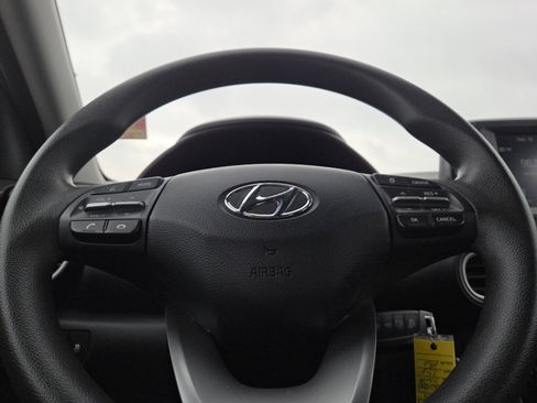 Used 2019 Hyundai Kona SE w/ Cargo Package image 23