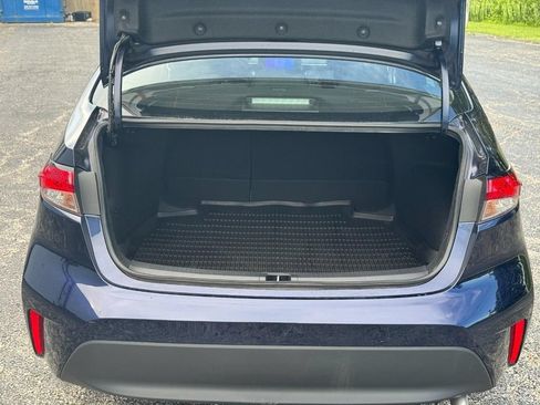 Used 2024 Toyota Corolla LE FWD image 6