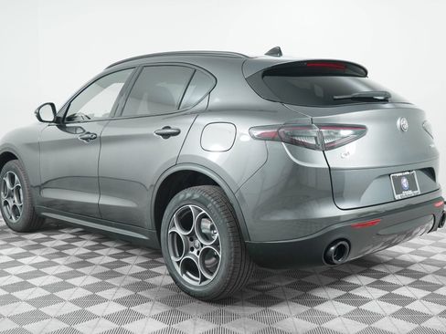 New 2025 Alfa Romeo Stelvio Sprint image 8