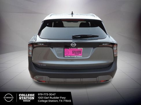 New 2026 Nissan Kicks SV image 5