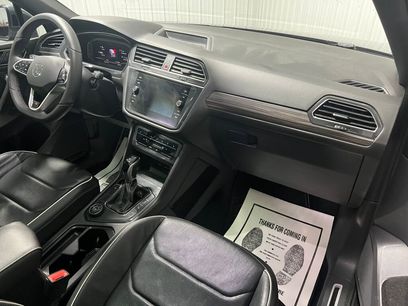 Used 2022 Volkswagen Tiguan SEL R-Line
