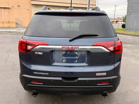 Used 2018 GMC Acadia SLT w/ LPO, Protection Package AWD/4WD image 3