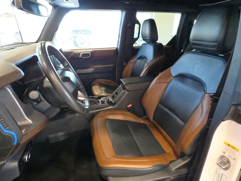 Used 2023 Ford Bronco Outer Banks AWD/4WD image 14