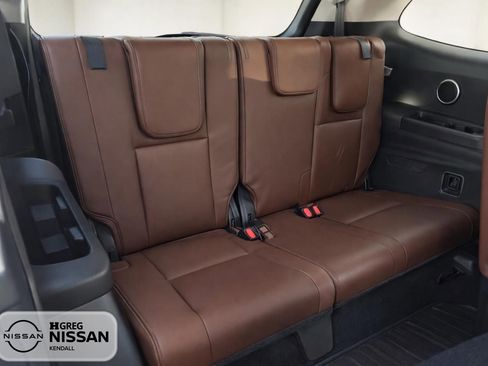 Used 2019 Subaru Ascent Touring w/ Popular Package #3 AWD/4WD image 13