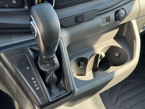 New 2025 Ford Transit 250 148 Medium Roof image 25