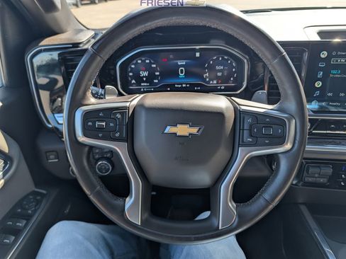Used 2022 Chevrolet Silverado 1500 LTZ w/ Technology Package AWD/4WD image 15