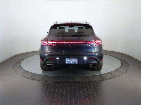 Certified 2026 Porsche Macan AWD/4WD image 6