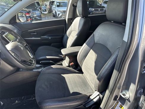 Used 2022 Mitsubishi Outlander Sport SE image 13