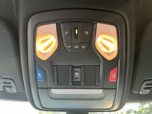 Used 2022 RAM 1500 Big Horn AWD/4WD image 31