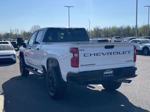 Used 2024 Chevrolet Silverado 2500 Custom w/ Custom Value Package AWD/4WD image 5