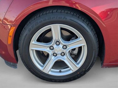Used 2019 Chevrolet Camaro LT w/ Technology Package RWD image 21