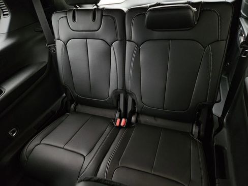 New 2026 Jeep Grand Cherokee L Limited AWD/4WD image 15