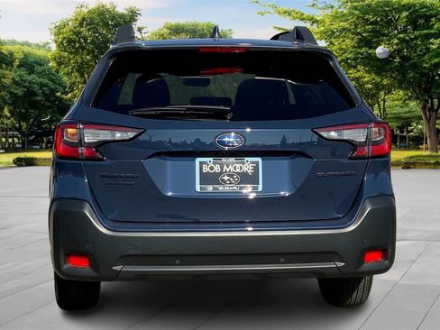 Certified 2025 Subaru Outback Onyx Edition image 5