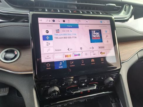 New 2025 Jeep Grand Cherokee L Summit w/ Obsidian Package image 16