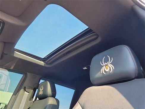 Used 2021 GMC Sierra 1500 AT4 w/ AT4 Premium Package image 25